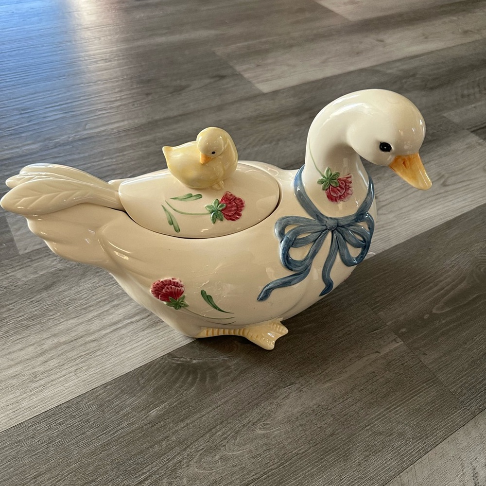 Lenox Poppies Blue Goose Tureen Porcelain Soupière New